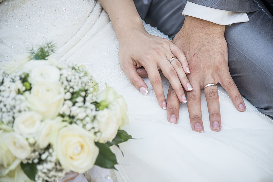 Gratis-Download: Wie Sie rundum gelungene Glückwünsche zu einer Hochzeit verfassen